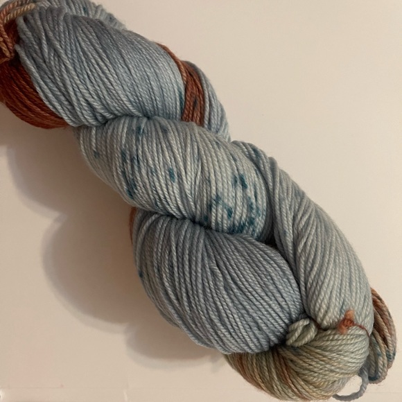 Manos del Uruguay Alegria in “Colorado River” colorway. 🧶 - Picture 3 of 3